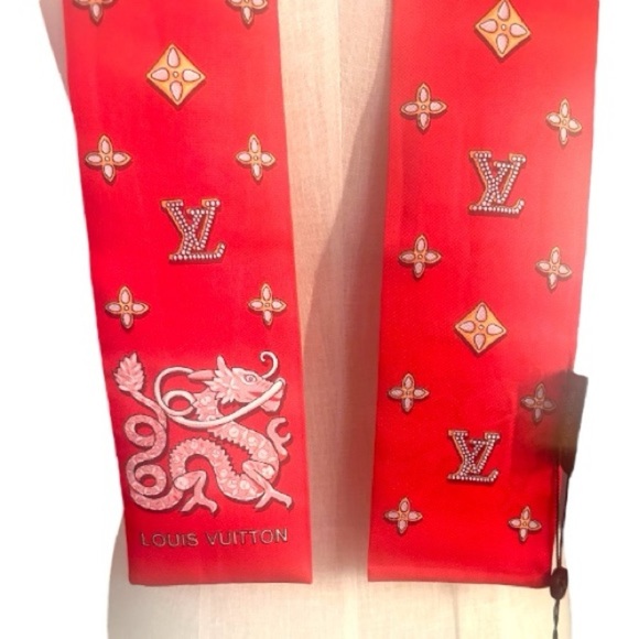 NWT Louis Vuitton Lunar New Year Dragon LV Red BB Bandeau 100% Silk Scarf 3x47” - Picture 10 of 13